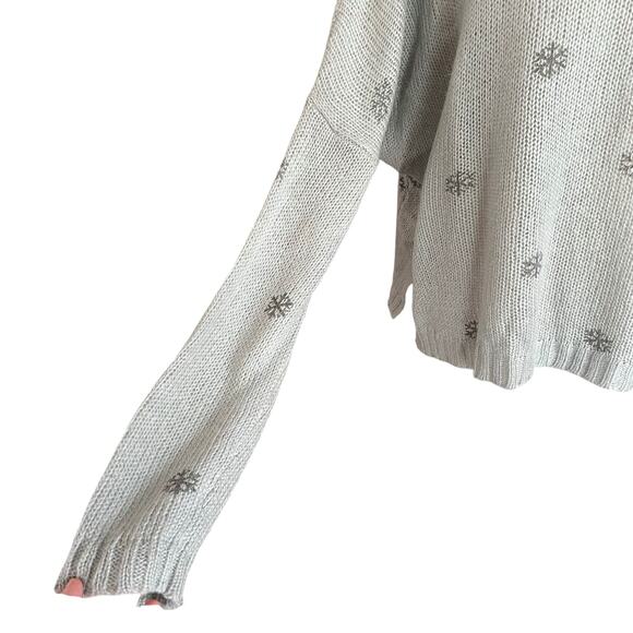 Wooden Ships Mini Snowflake V-neck Sweater Gunmetal Gray Slouchy Fit SM/MED - Picture 6 of 11
